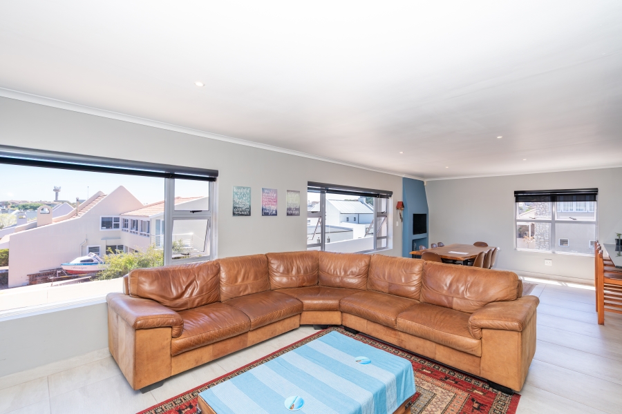 4 Bedroom Property for Sale in Myburgh Park Western Cape